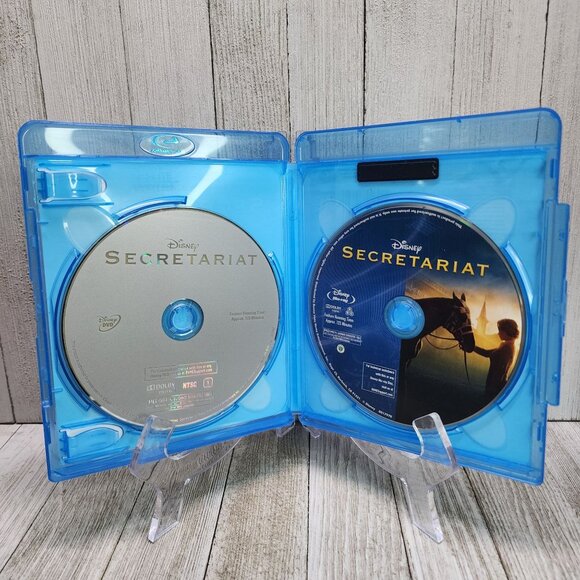 Secretariat - Blu-ray + DVD Combo - 2-Disc - Disney Horses - Picture 3 of 5